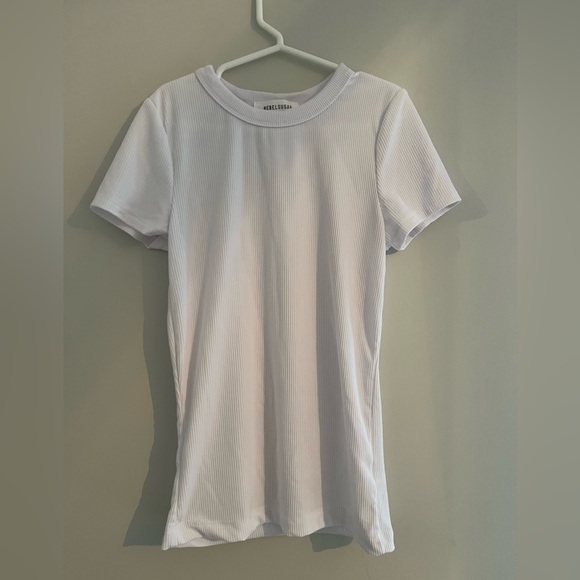 Ribbed white t-shirt, size small (never worn) - Picture 2 of 3